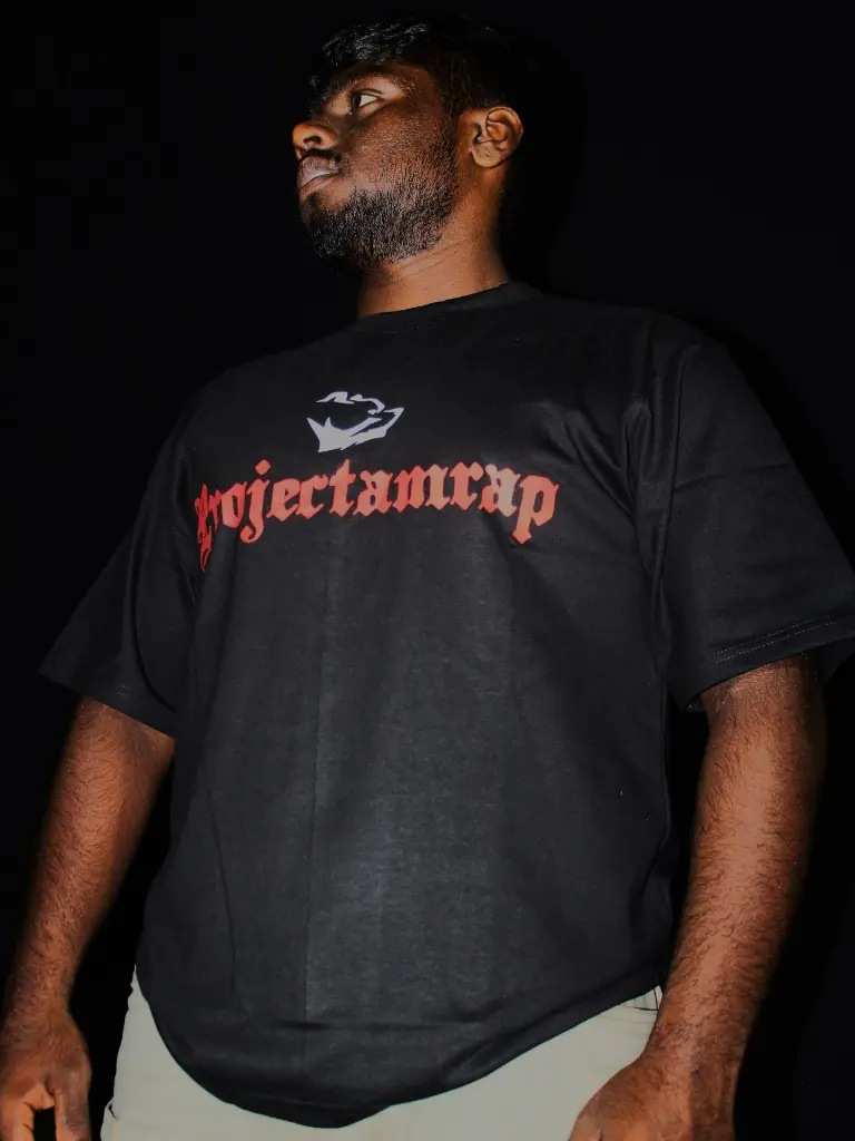 Model Front Logo OV 03.webp